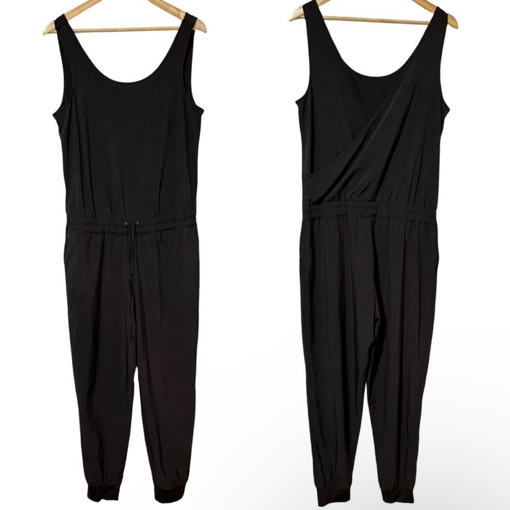 Athleta Faux Wrap Athletic Jumpsuit Size 10 Black Gym Workout Yoga Skinny Leg - Picture 1 of 4